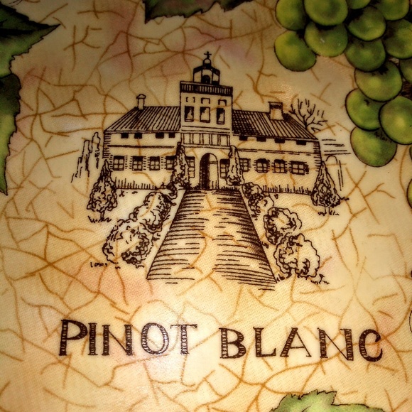 3 porcelain treasures winery plates - Picture 6 of 8